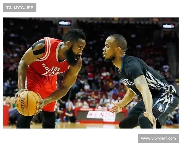 裁判判罚尺度变化：Hand-check规则修改如何重塑外线防守